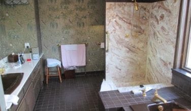 toilet room before remodel