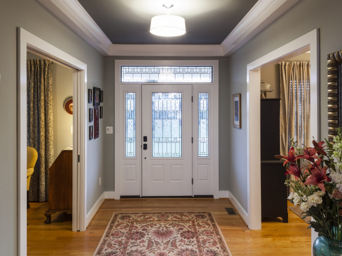 multi layered foyer ceiling trim