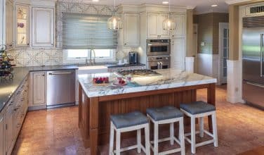 traditional kitchen design with open floor plan