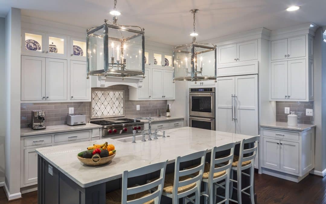 Kitchen Cabinets Dark to Light