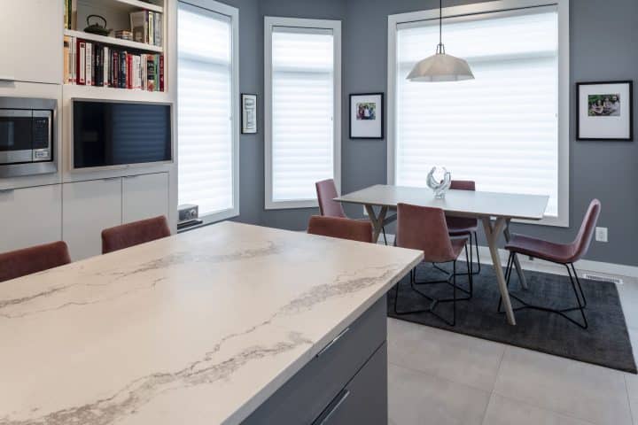 octagonal dining area in kitchen bump out
