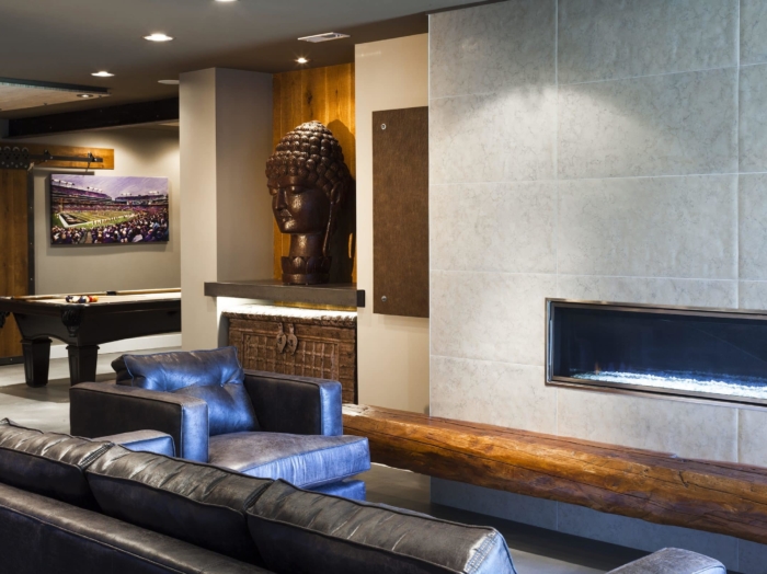 Reclaimed wood with fireside Hearth &amp; Home gas fireplace