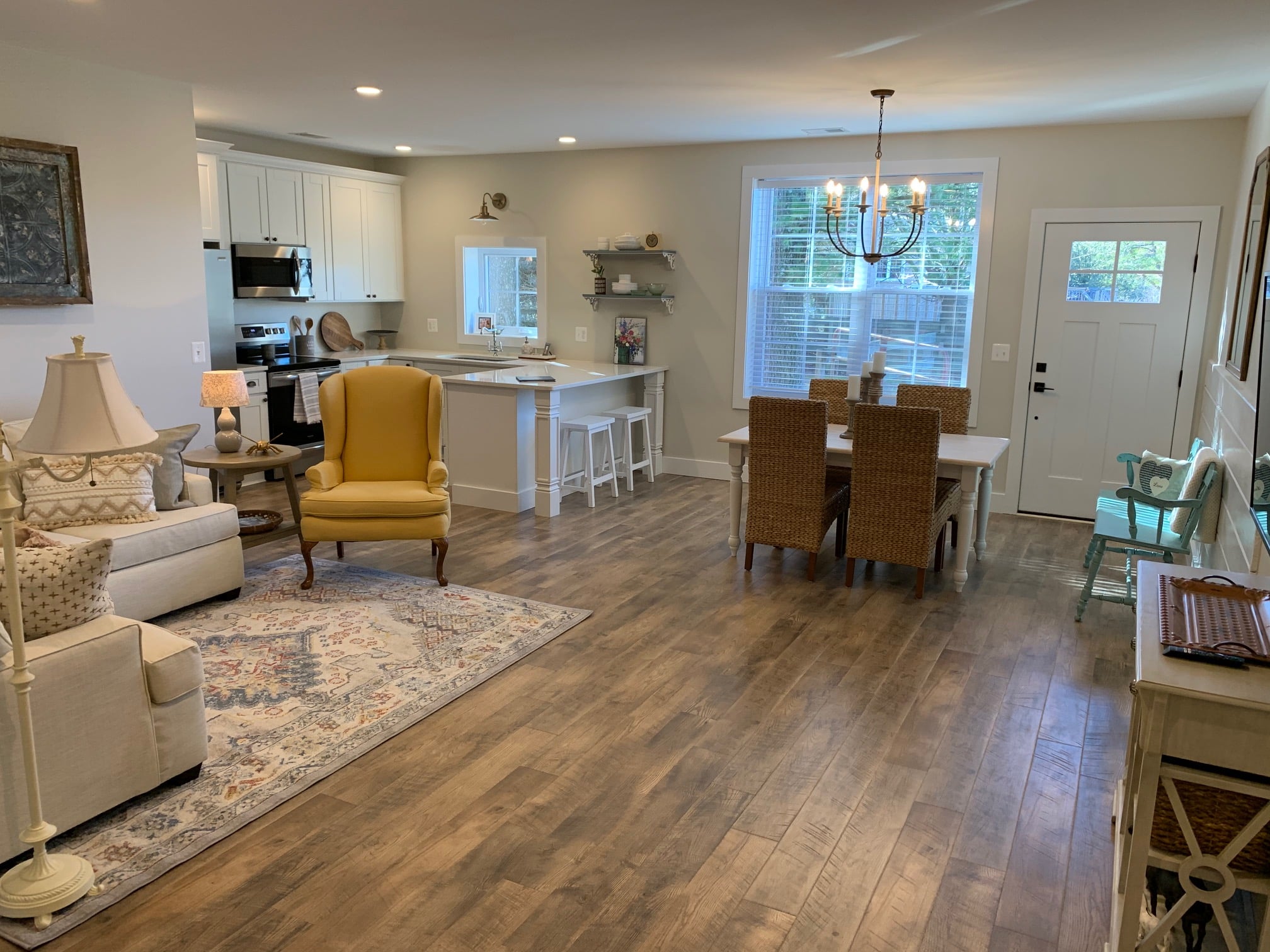 in law suite or ADU or granny flat