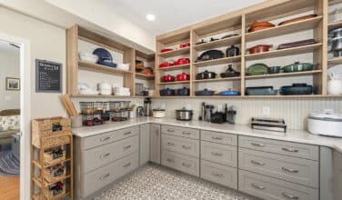 Walk-in pantry, butlers pantry, kitchen storage